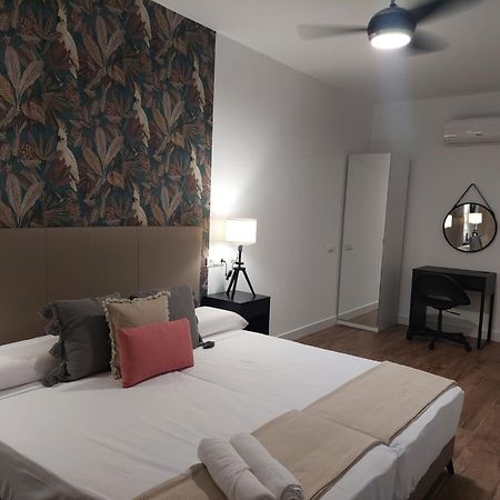 Hostal Garden Rous Paiporta Экстерьер фото