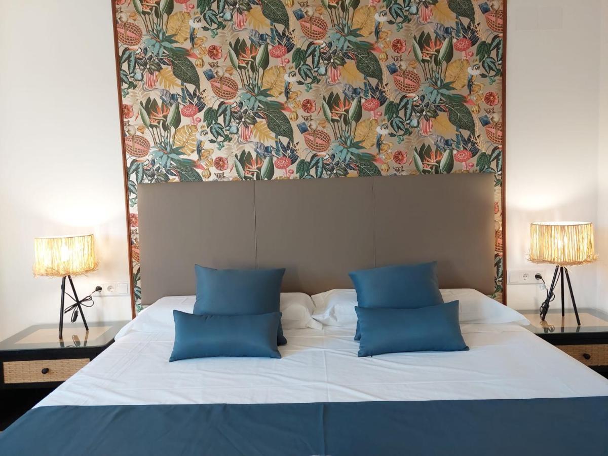 Hostal Garden Rous Paiporta Экстерьер фото