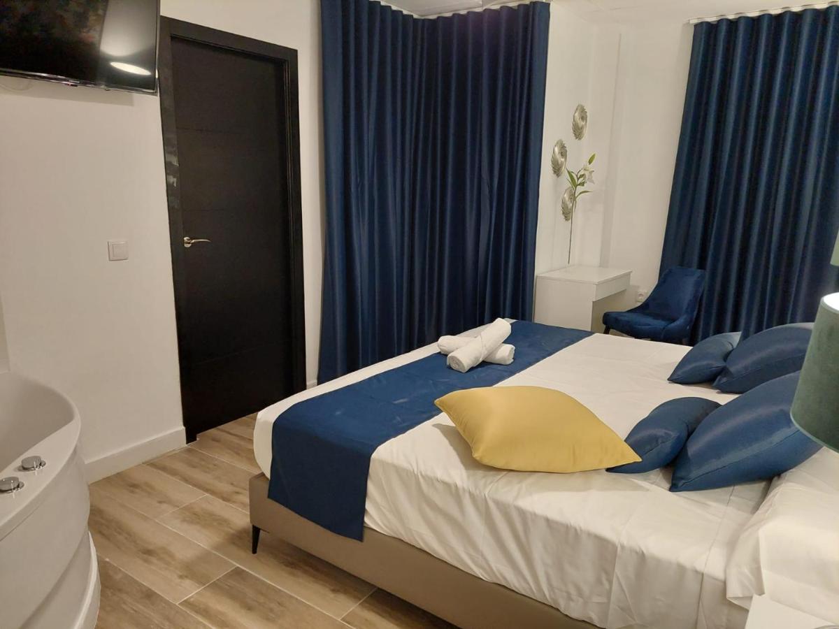 Hostal Garden Rous Paiporta Экстерьер фото