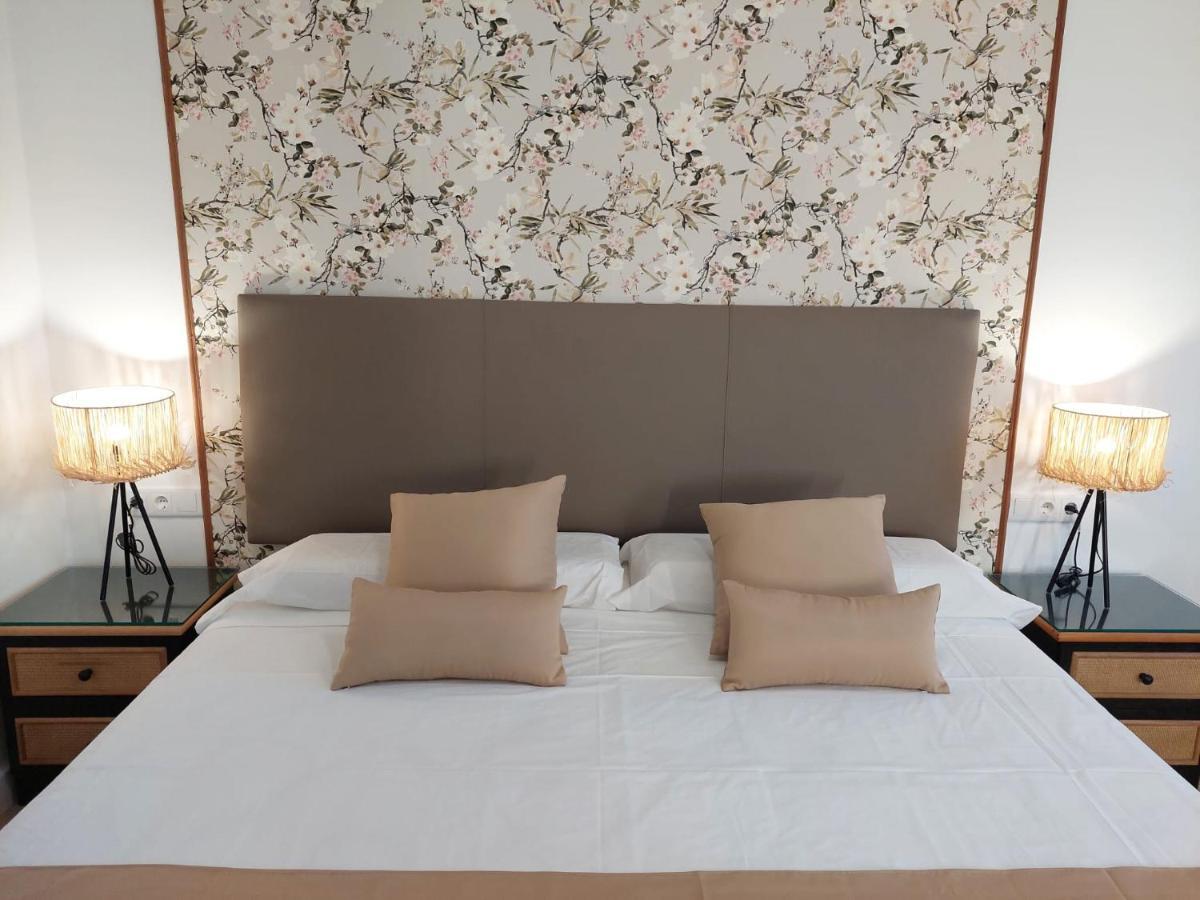 Hostal Garden Rous Paiporta Экстерьер фото