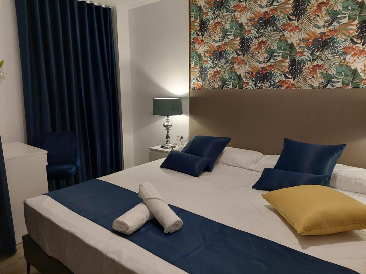 Hostal Garden Rous Paiporta Экстерьер фото
