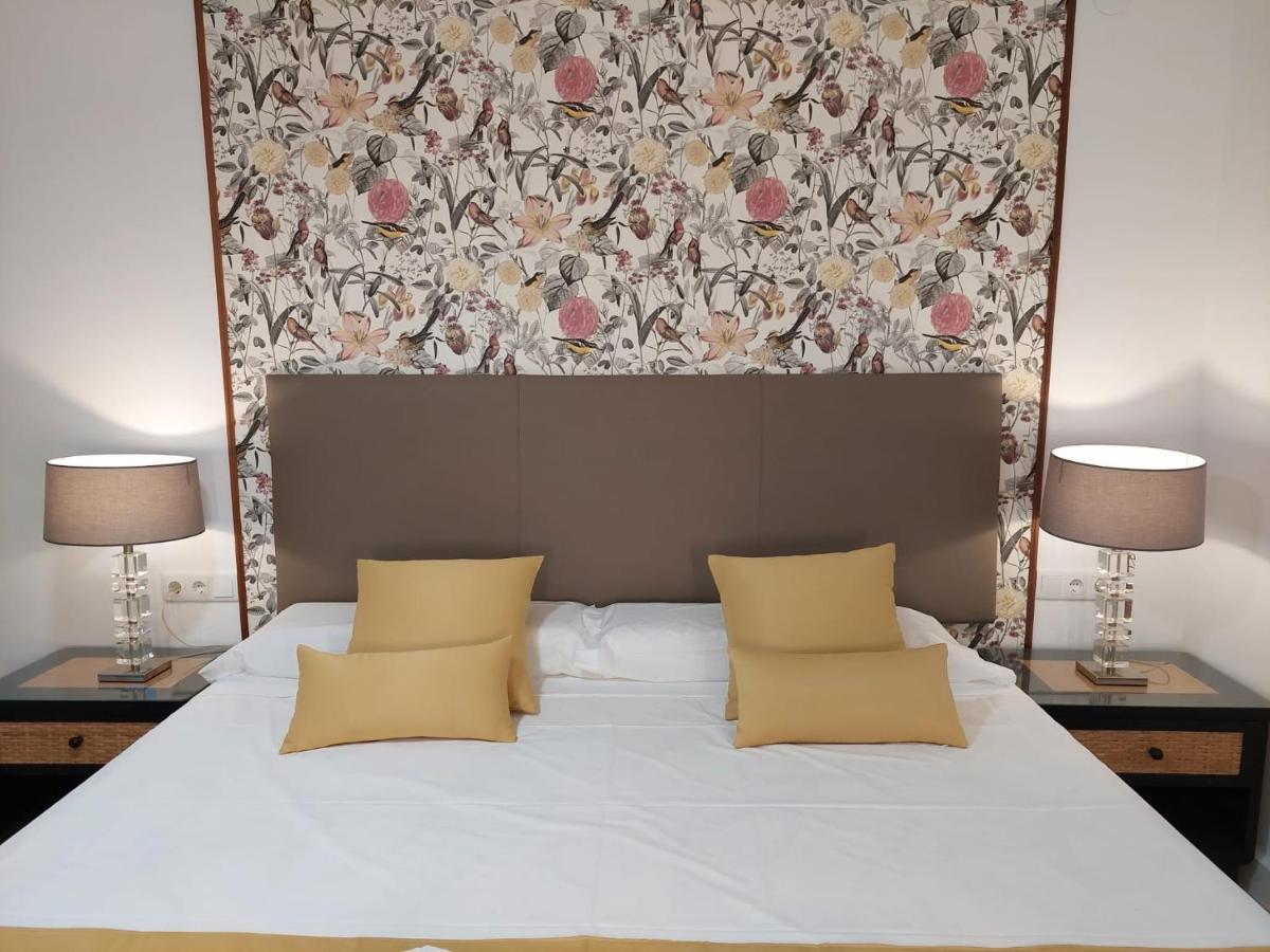 Hostal Garden Rous Paiporta Экстерьер фото