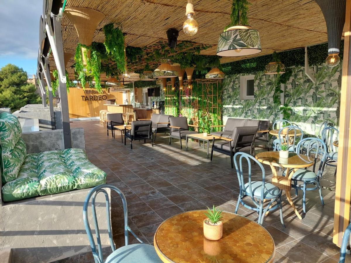 Hostal Garden Rous Paiporta Экстерьер фото