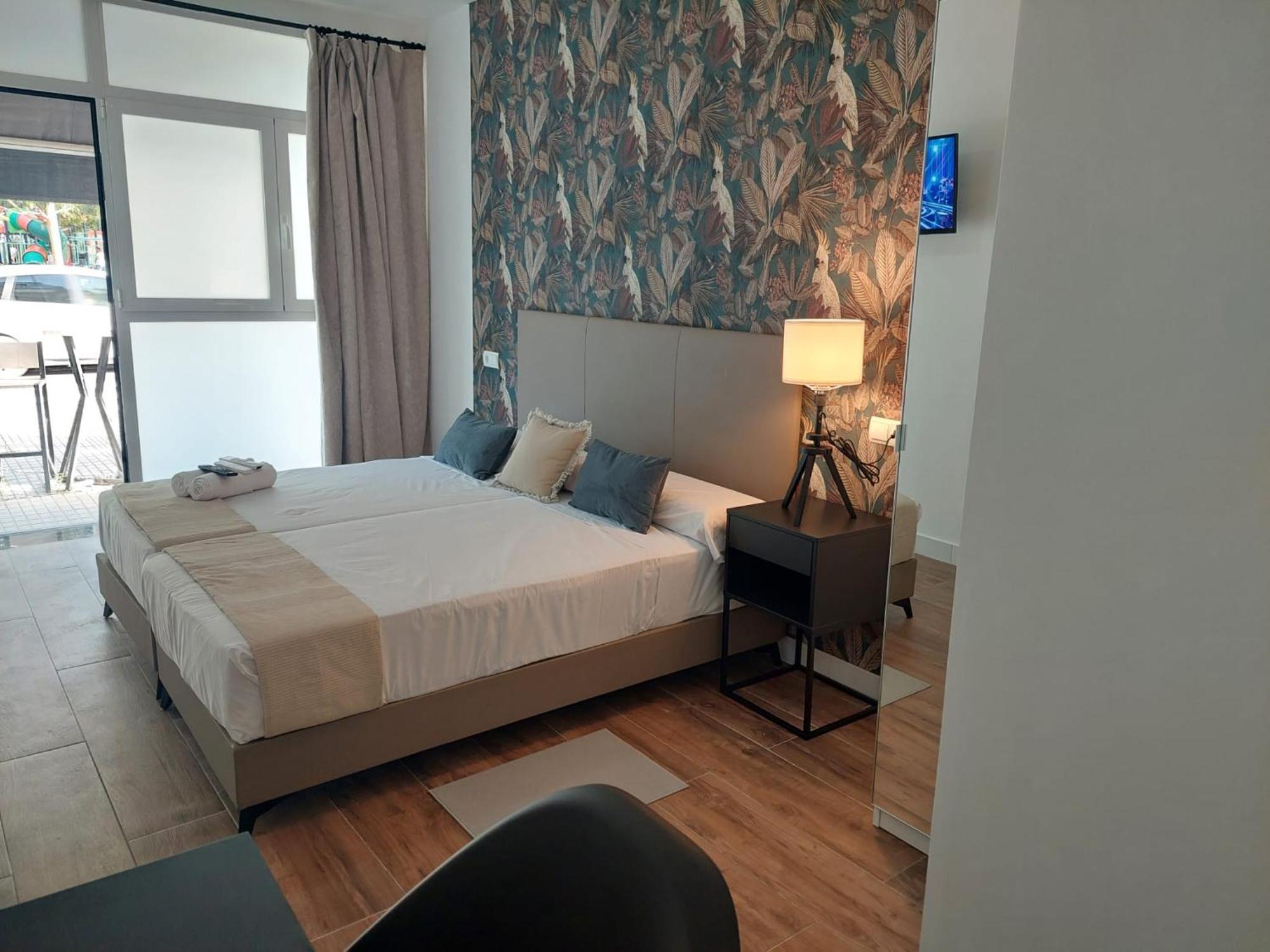 Hostal Garden Rous Paiporta Экстерьер фото