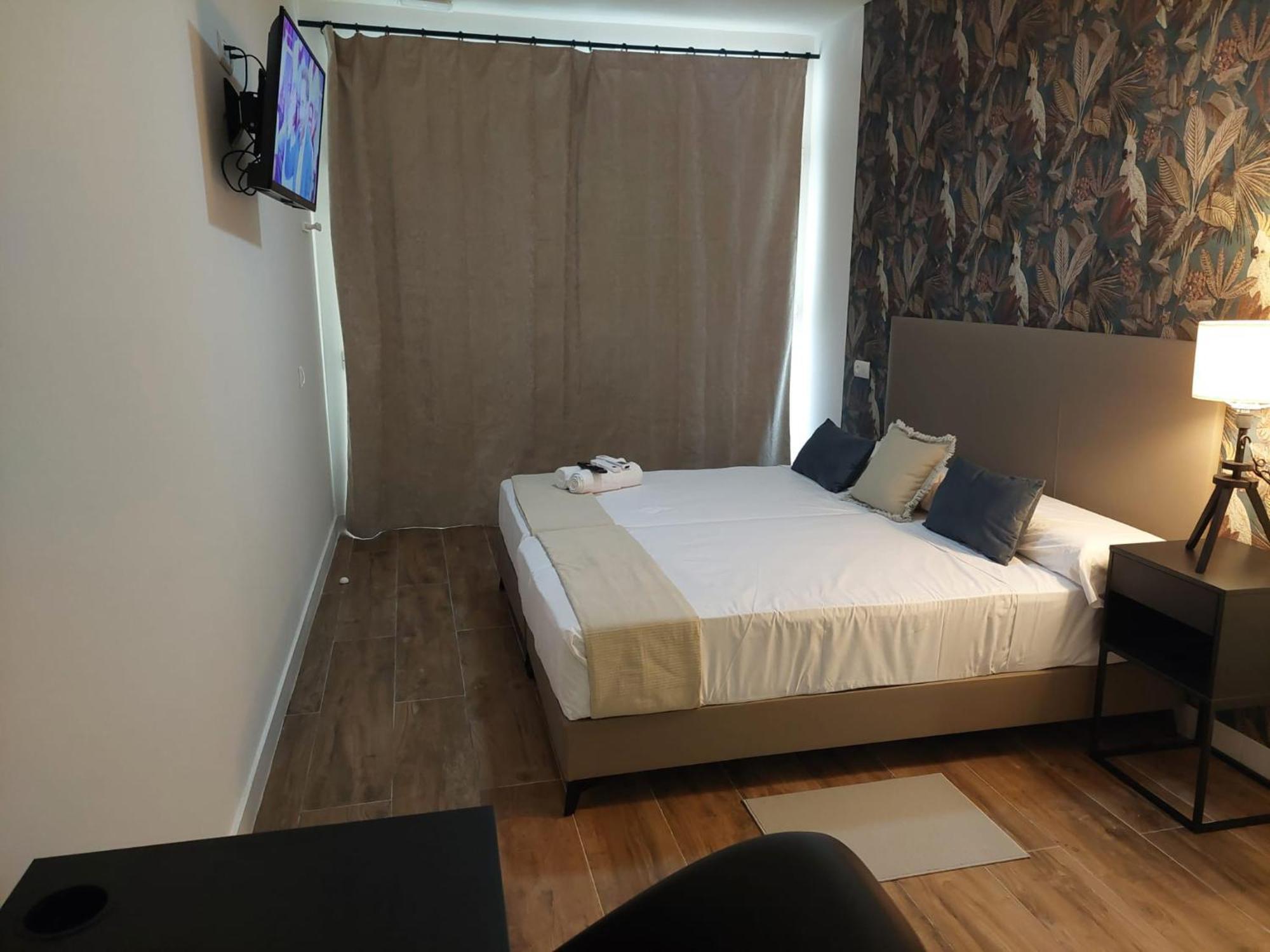 Hostal Garden Rous Paiporta Экстерьер фото